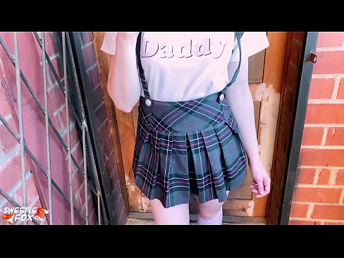 ❤️ Schoolgirl nyedot kontol rumiyin lan jancok tinimbang kelas. Porno krasan ing kita% jv.sexonfire.ru% ☑
